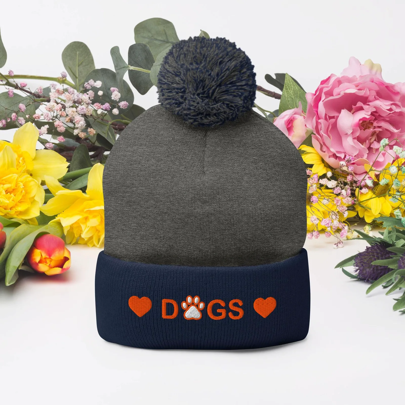 Embroidered Pom-Pom Beanie: Cozy Winter Hat for Dog Lovers, photo 5