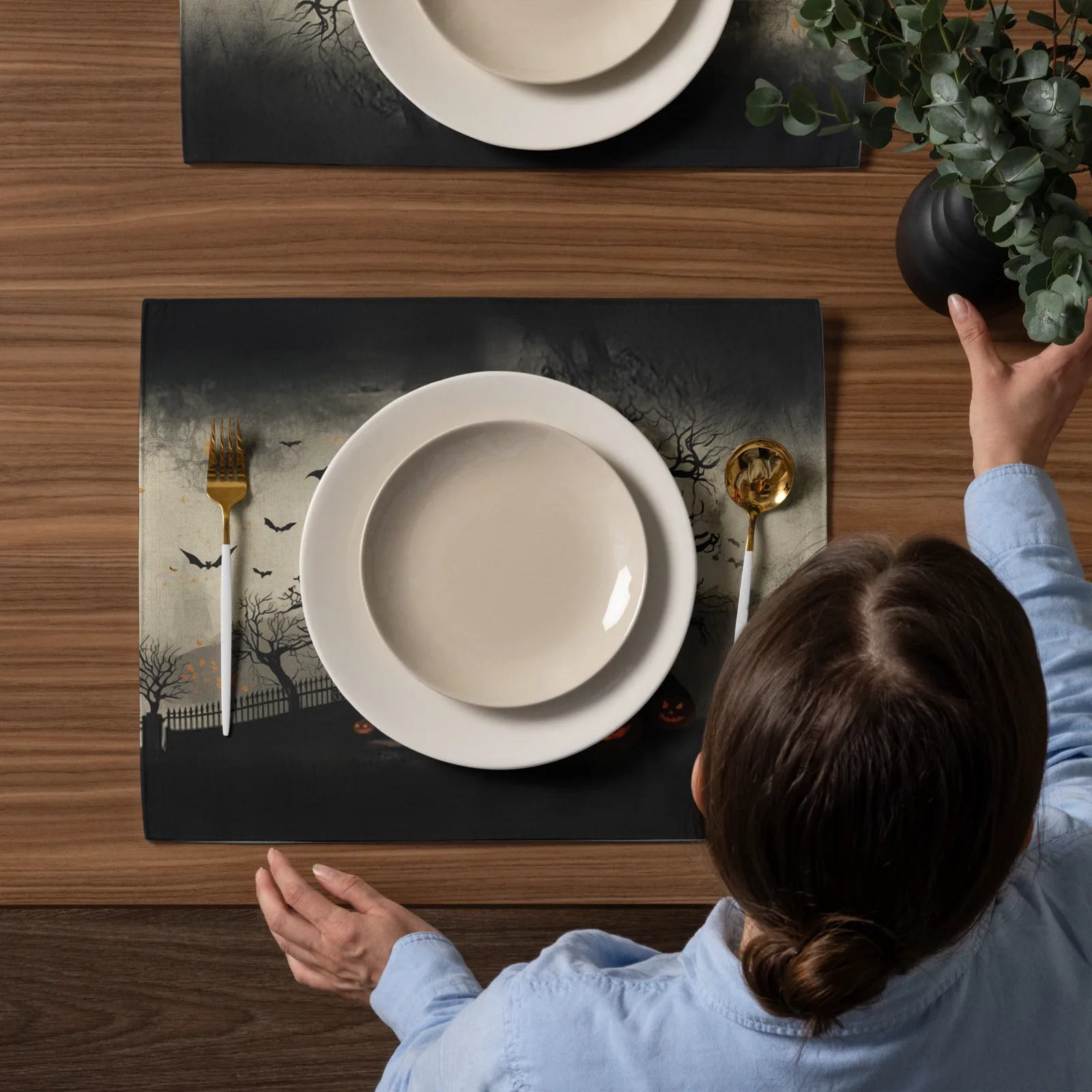 Haunted House Halloween Placemats Set of 4: Spooky Table Decor, photo 9