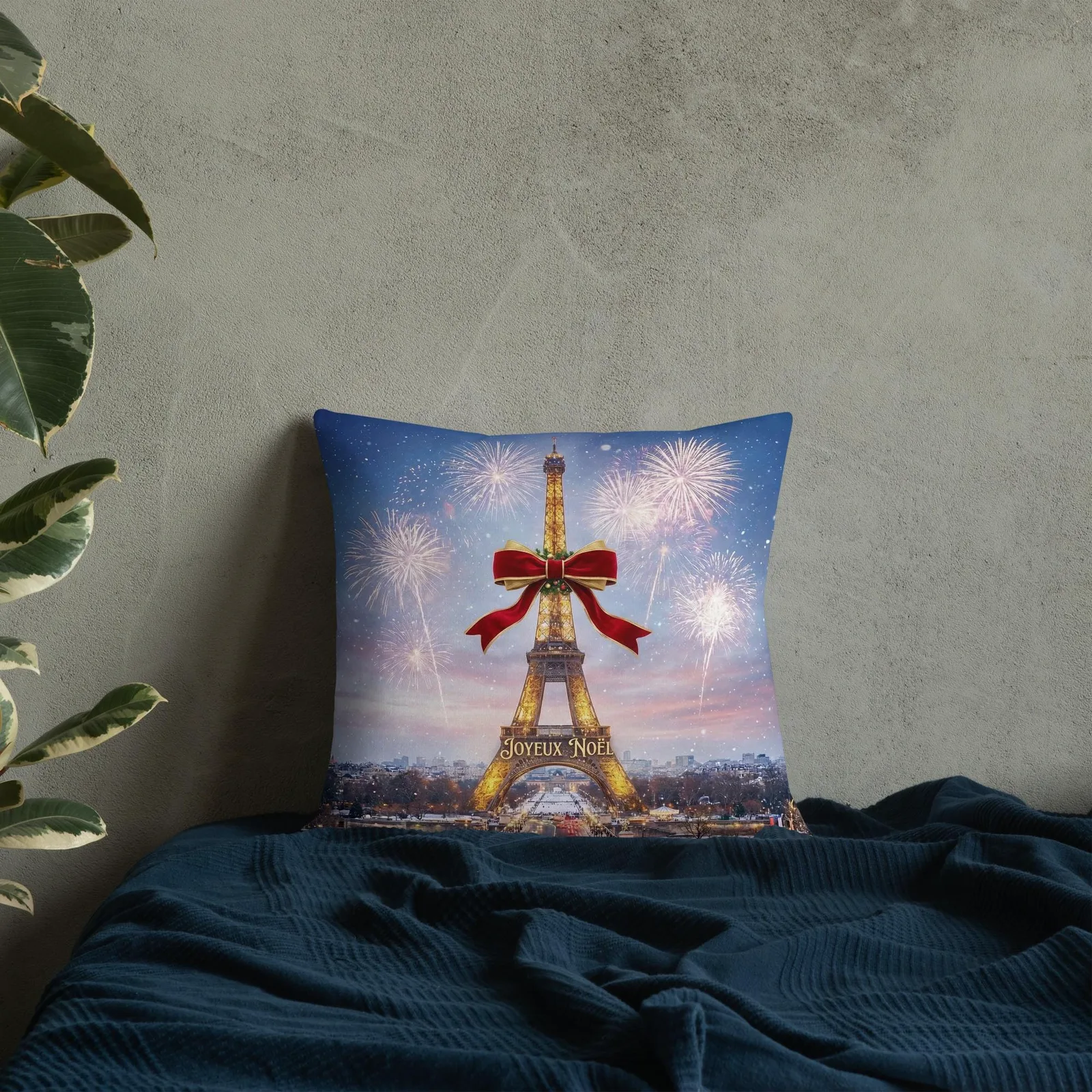 Joyeux Noël Eiffel Tower Christmas Throw Pillow: Elegant Christmas Decor for the Paris Lover, photo 7