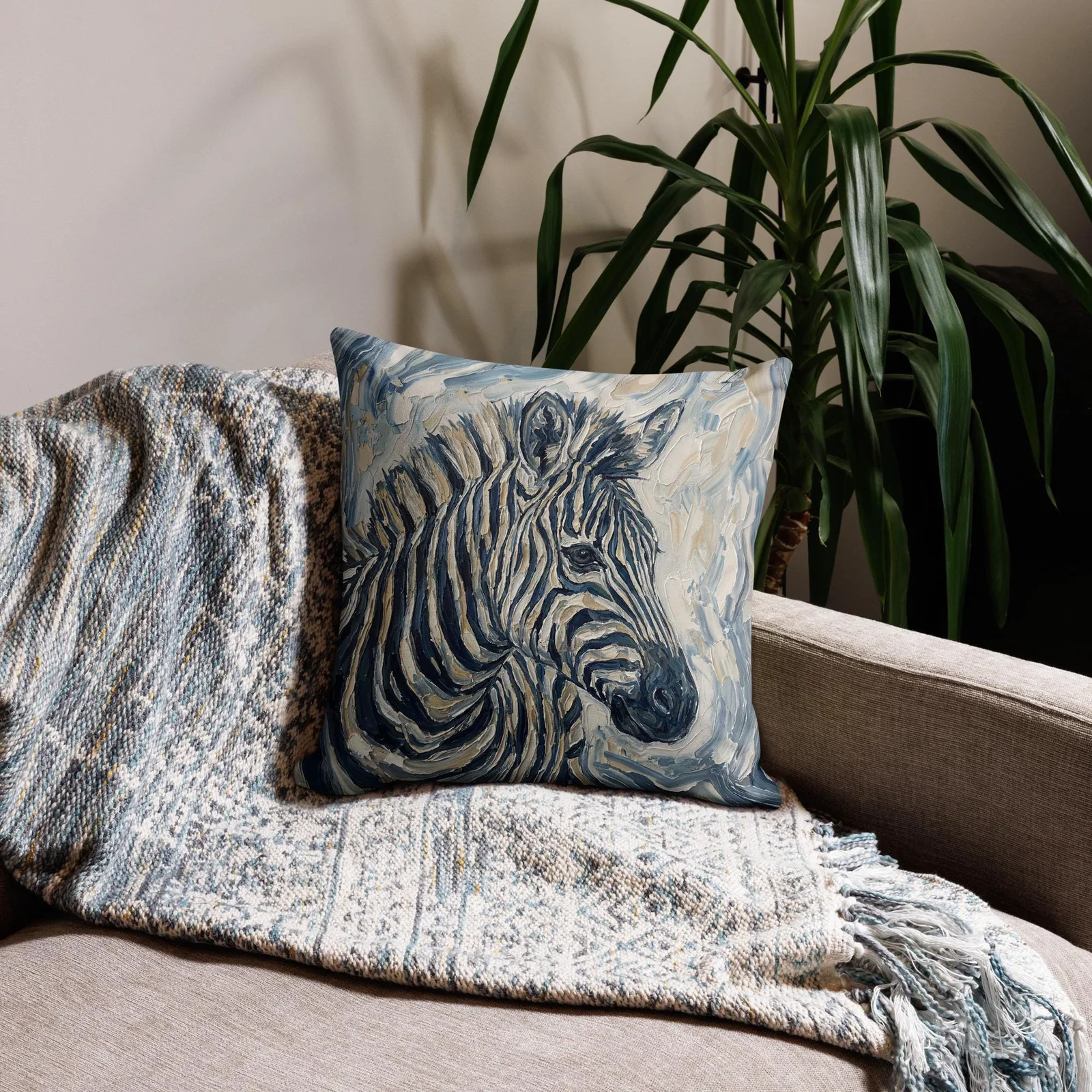 Zebra Throw pillow: Impasto wildlife Cushion, photo 4